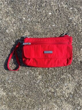 Baggallini Mini Red Crossbody Wristlet Detachable Strap Zipper Pockets